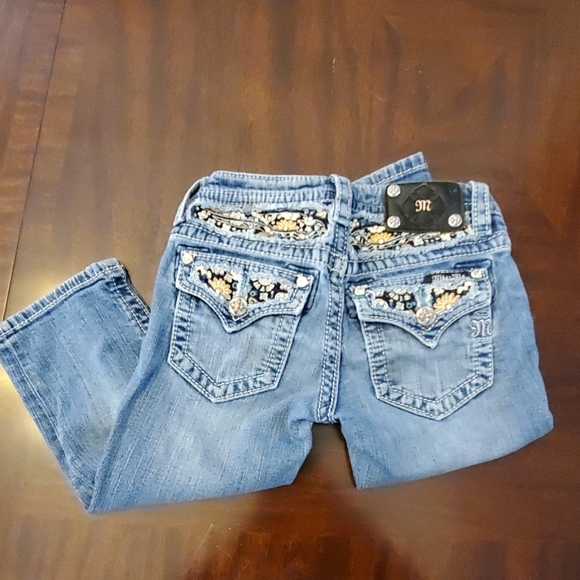 Jeans - Picture 6 of 6